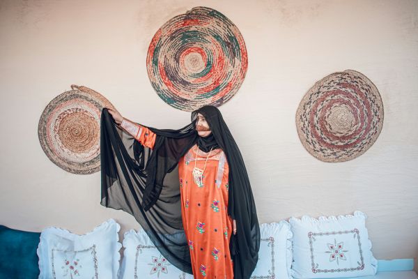 L'art de porter l'abaya : élégance et modernité réunies